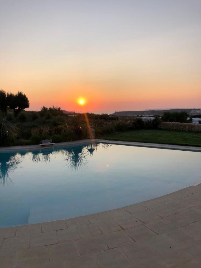 Sunset Oasis Villa L-Imgarr Luaran gambar