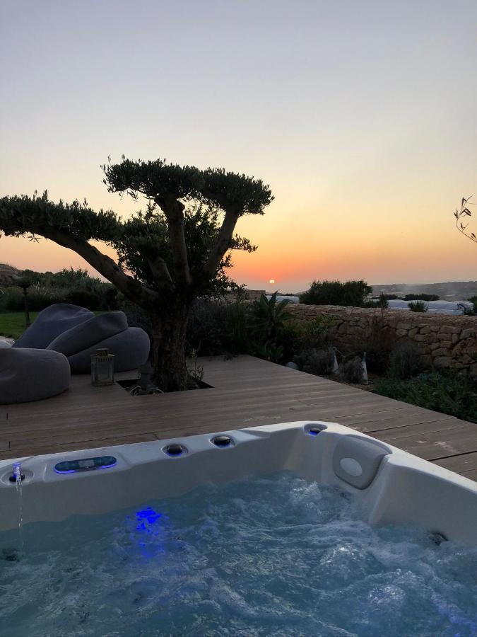 Sunset Oasis Villa L-Imgarr Luaran gambar