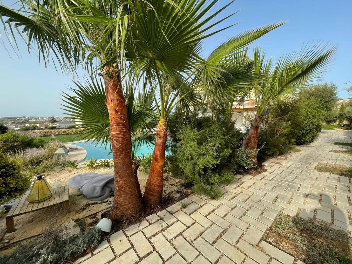 Sunset Oasis Villa L-Imgarr Luaran gambar